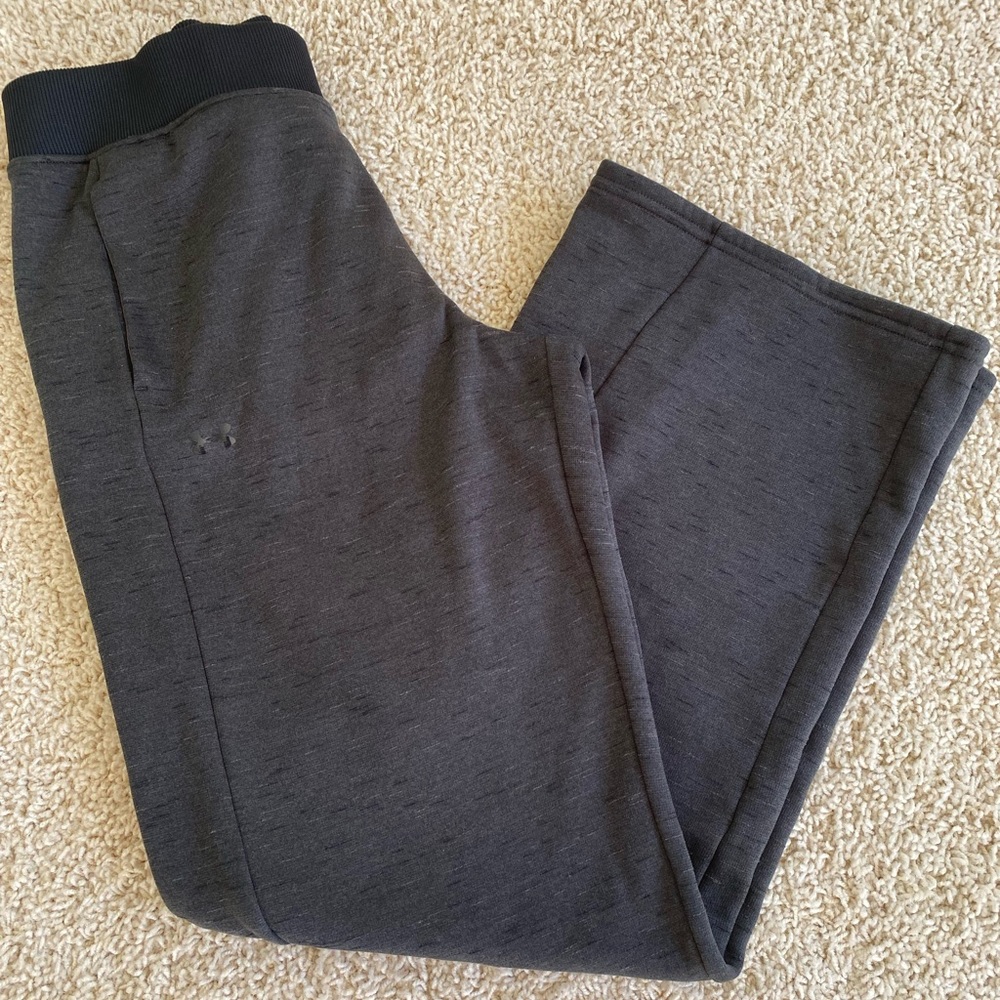 UNDER ARMOUR COLD GEAR  MENS SWEATPANTS SIZE MEDIUM